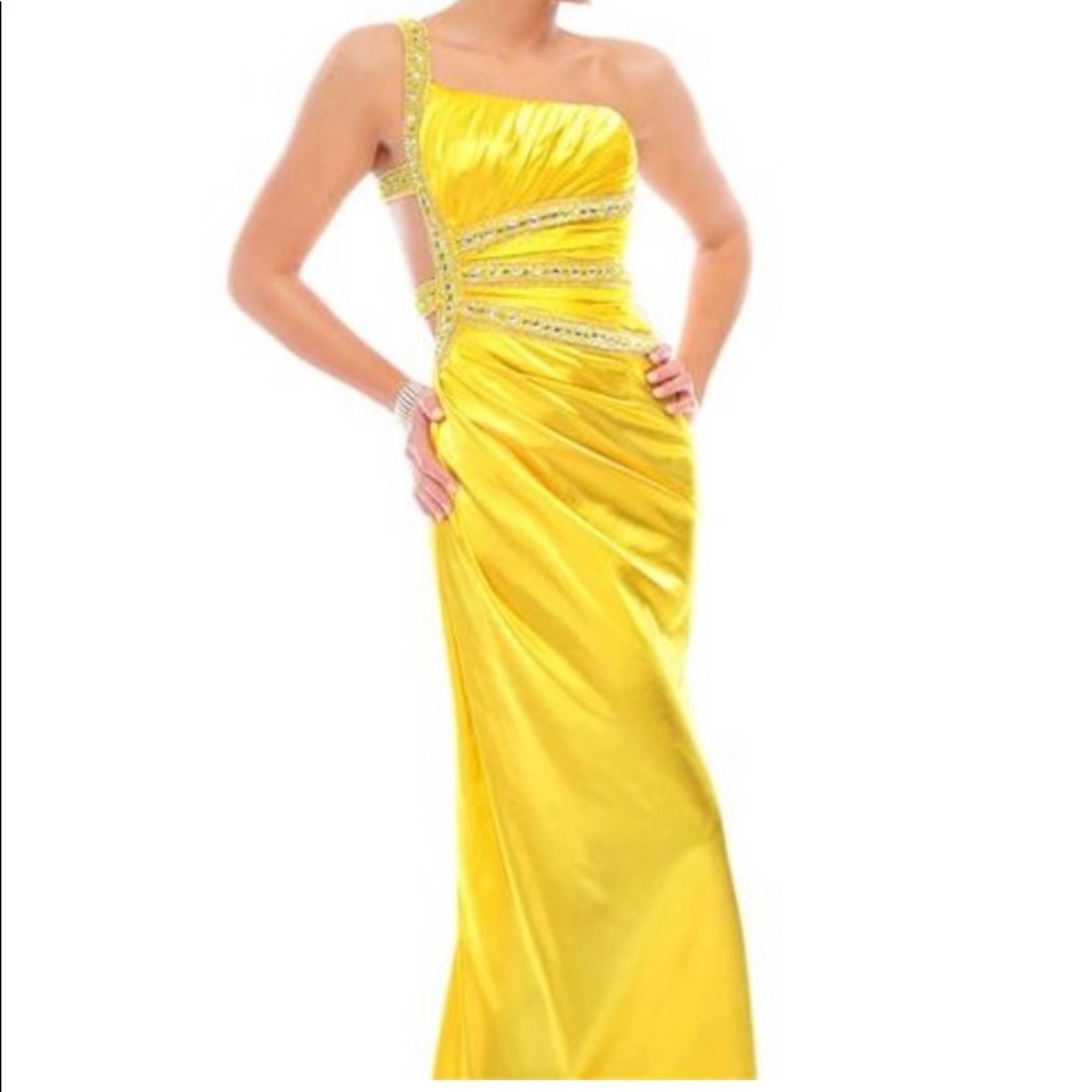 Glam Gurlz Yellow Prom Dress Size 0